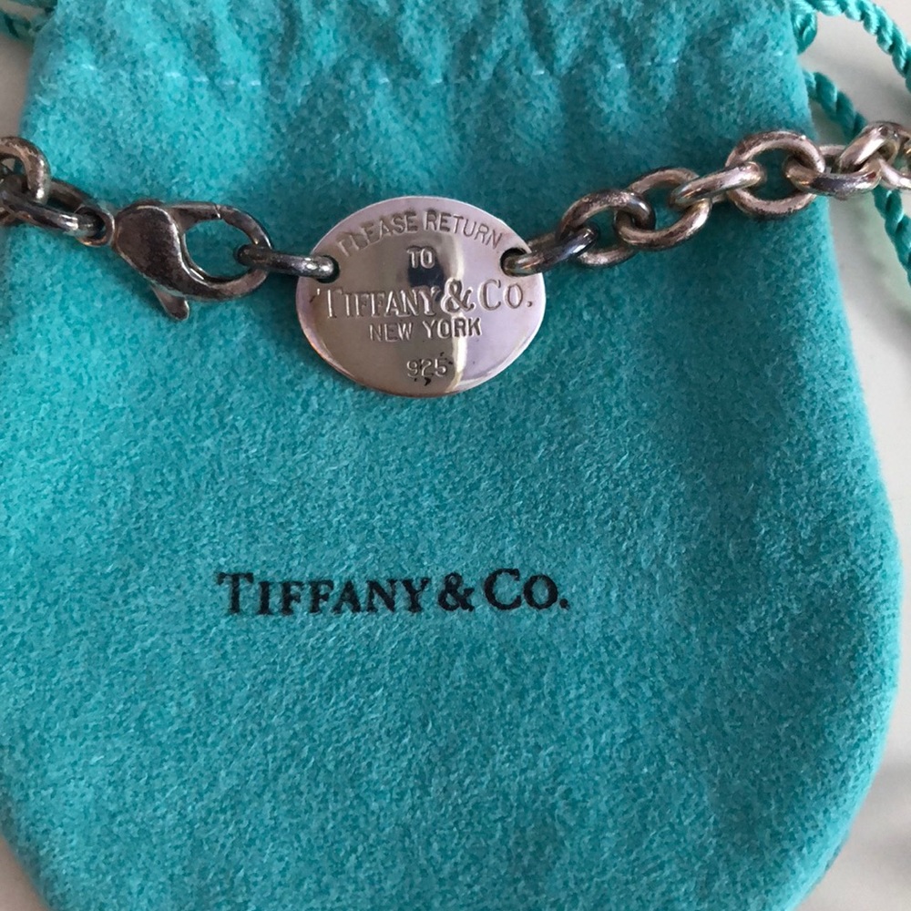Tiffany & Co. oval choker